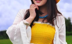 动漫美女脱小内内露尿口